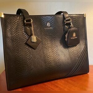 Tote & Carry Tote Bag